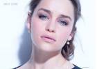 Эмилия Кларк (Emilia Clarke) Лицо на белом фоне