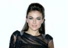 Серинда Свон (Serinda Swan) на белом фоне